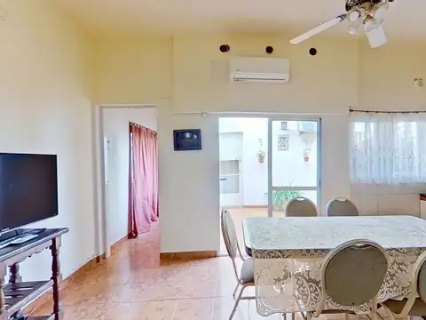 Depto Tipo Casa en Venta de 5 dormitorios