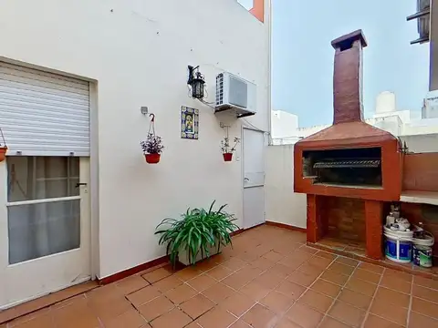 Depto Tipo Casa en Venta de 6 ambientes