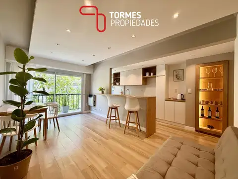 VENTA Departamento 2 ambientes reciclado con balcón en Av. Colón y Santa Fe, Mar del Plata