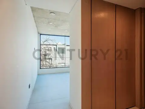 Casa 4 ambientes con 4 baños