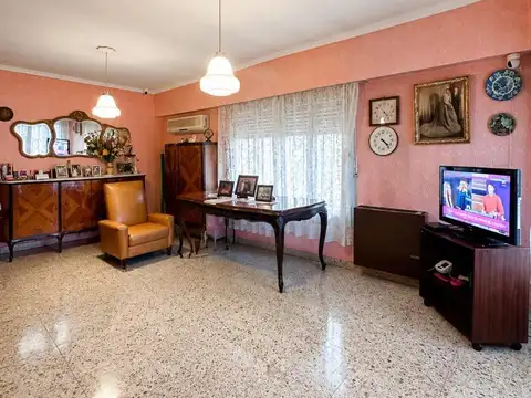 Casa en Venta en Don Torcuato, USD 175.000