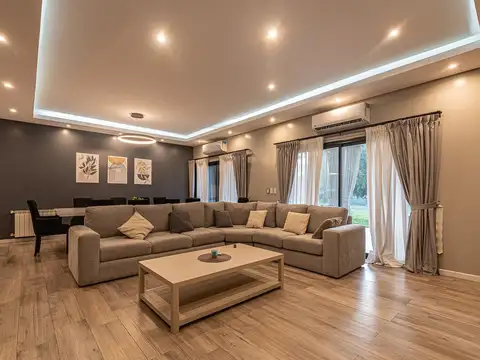 Casa inteligente de 4 Ambientes en Venta en  barrio Sausalito, Pilar.