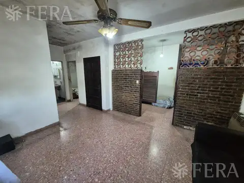Depto Tipo Casa en Venta 50 años