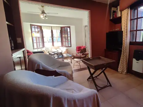Casa en Alquiler de 3 dormitorios