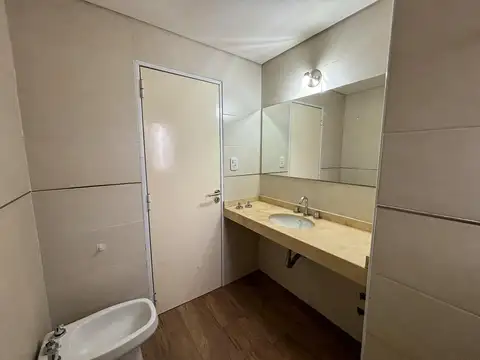 Caseros  al 320