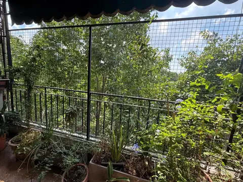 4 ambientes con baulera y espacio guardacoche