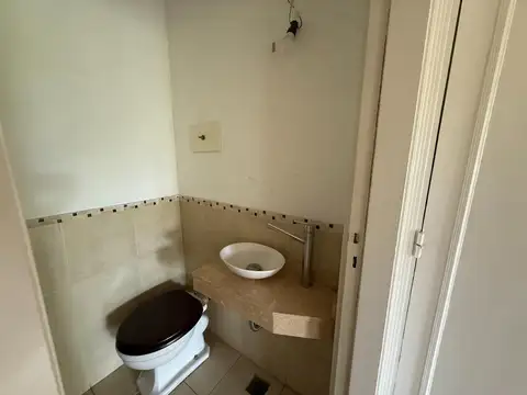 Departamento 4 ambientes con 2 baños