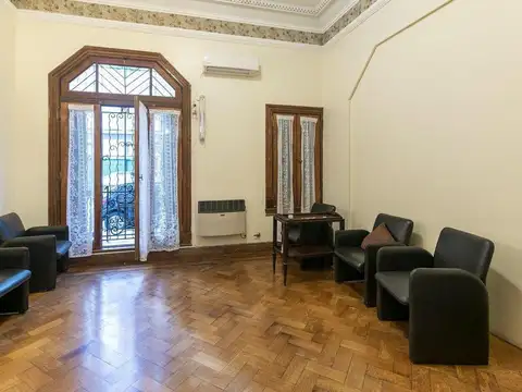 Local en Venta 90 años