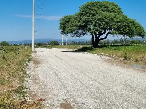 Lote en Alta Gracia -LOMAS DE LA ESTANCIA - Escritura 