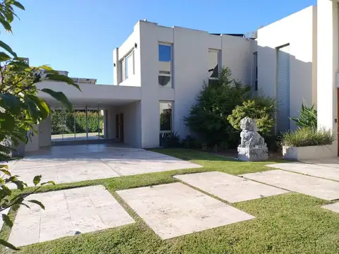 Casa en Alquiler en Estancias Del Pilar, USD 3.000