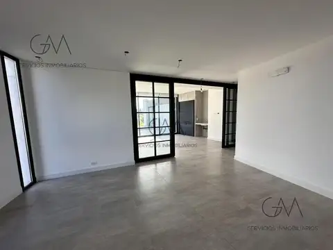 Casa en Alquiler 1 año