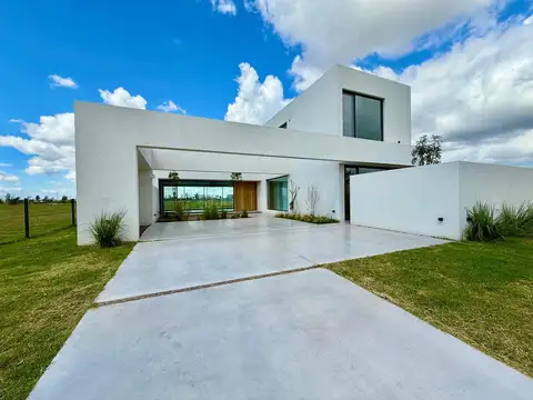 Casa en Venta en Vida Club De Campo, USD 570.000