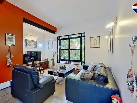 Casa 5 ambientes con 2 baños