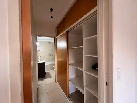 DEPARTAMENTO DOS AMBIENTES EN ALQUILER MORON CASTELAR