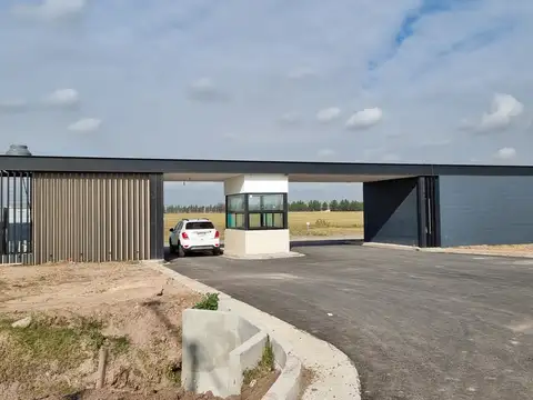 Terreno en Venta 20  mts Frente