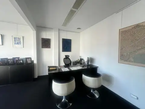 Tucuman 1400 Excelente Oficina 151m2, 2 Baños Privados, Piso alto, Tribunales Oportunidad