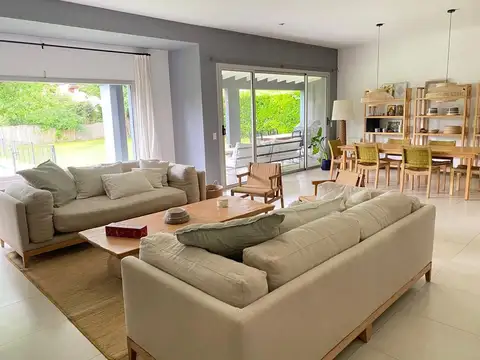 Santa Barbara, Corredor Bancalari - Benavidez 3900
