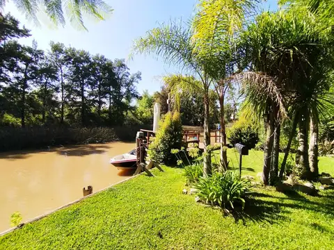 Casa en Venta con 1 cochera
