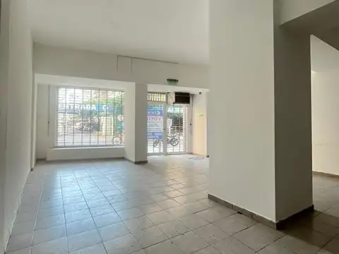 Local en Venta en Centro, USD 190.000