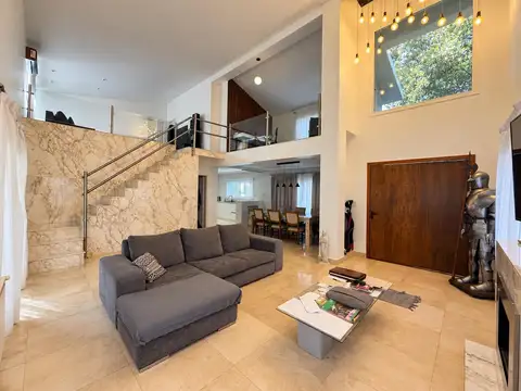 CASA EN VENTA EN SAN DIEGO 5 AMBIENTES