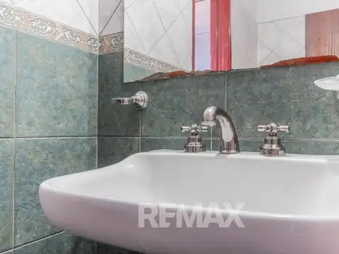 VENTA CASA + DEPTO - B° BELGRANO - CIPOLLETTI
