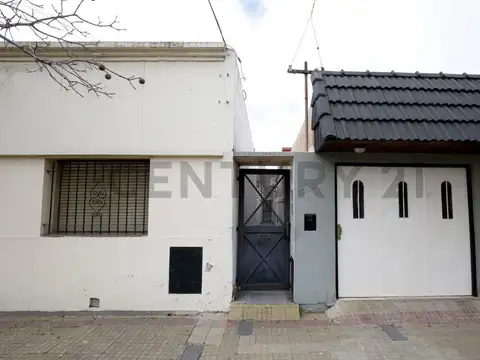 Departamento en venta en La Plata tipo Ph 2 dormitorios con patio