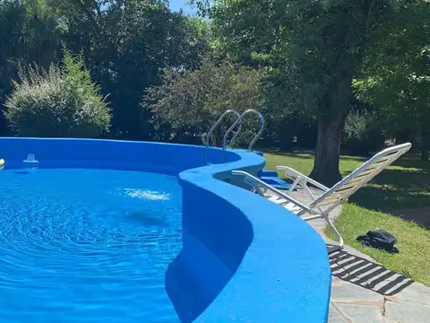 Quinta en Venta con 3 cocheras