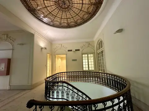 Oficina en alquiler en pleno centro porteño – Calle Florida