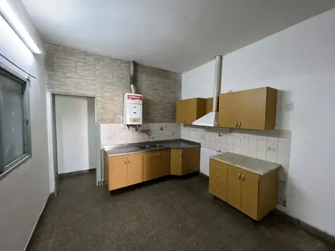 Galpon en Venta en San Lorenzo, USD 78.000