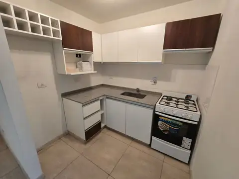 Departamento en Venta en Villa del Parque, USD 140.000