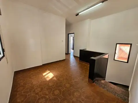 CASA EN ALQUILER-  MATE DE LUNA 2200 - USO COMERCIAL