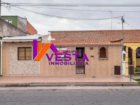 BARRIO INTERSINDICAL-CASA-VENTA-ZONA SUR