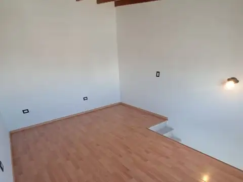 Depto Tipo Casa en Venta 9 años
