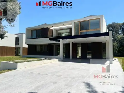 Casa a estrenar en venta en Saint Thomas Este-Oeste