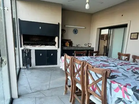 Casa en Manzanares Chico con piscina
