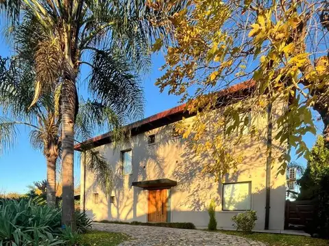 Casa en Venta de 8 dormitorios