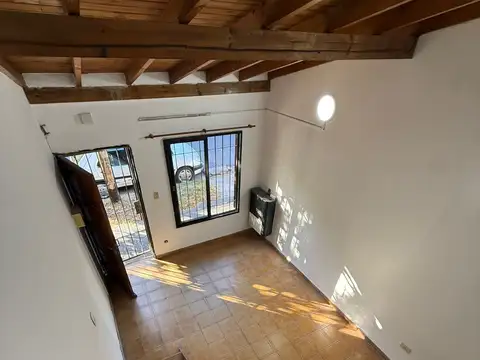 Depto Tipo Casa en Venta en Lomas del Mirador, USD 49.500