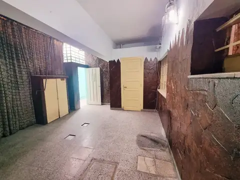 VENTA Casa Interna 2 dormitorios,patio. Echesortu