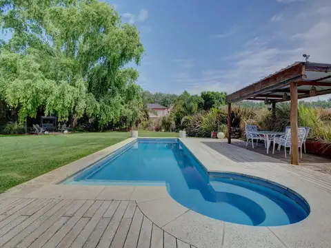 Casa en Venta en Haras Del Sur, USD 235.000