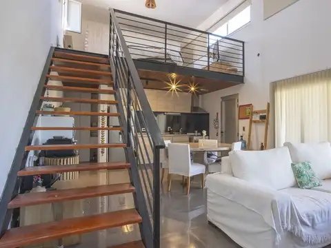 VENTA DE CASA DÚPLEX