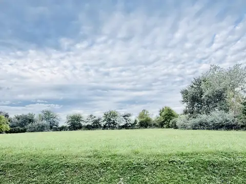 Oportunidad única Lote en Venta en La Colina Golf