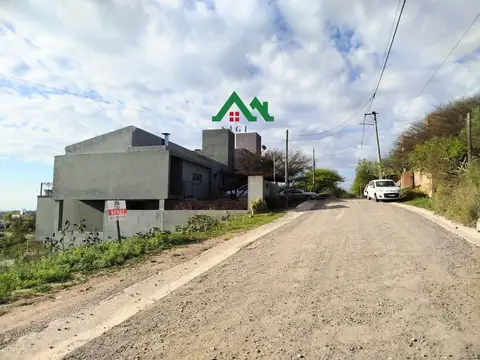 Terreno en Venta en La Calera, USD 57.000