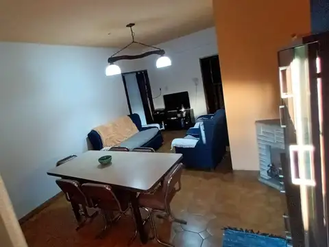 Depto Tipo Casa en Venta 27 años