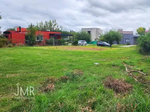 Terreno en Venta 27  mts Frente