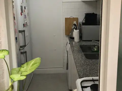 HERMOSO DEPTO 2 AMBIENTES CON PATIO / RAMOS MEJIA CENTRO/ VTA  / APTO CREDITO.