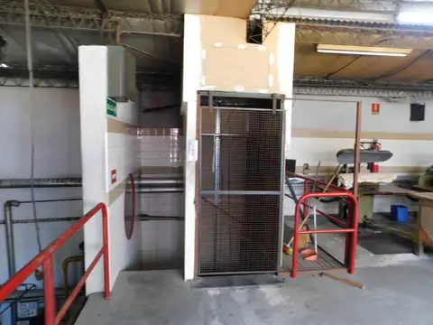 Galpon en Venta en Villa General Mitre, USD 430.000