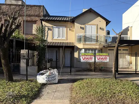 Casa con Piscina y Quincho