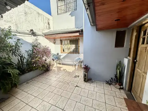 Depto Tipo Casa 4 ambientes con 1 baño