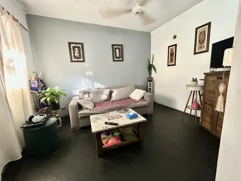 Depto Tipo Casa en Venta 35 años