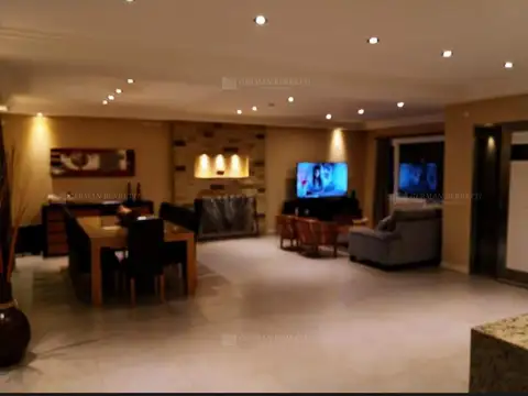 Casa en Alquiler Temporal en Pinamar, USD 200